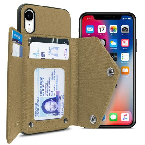 putting credit card in cell phone case